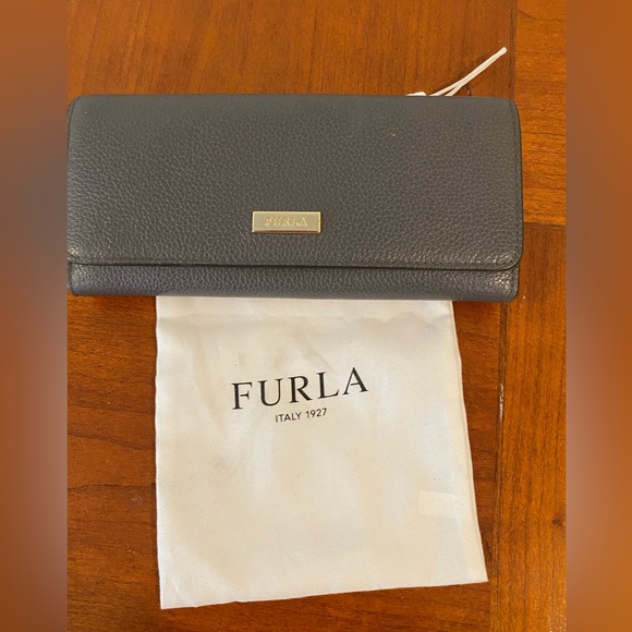 Furla Handbags - EUC Furla Grey Saffino Leather Large Wallet